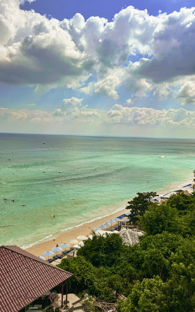 Uluwatu, Thomas Beach