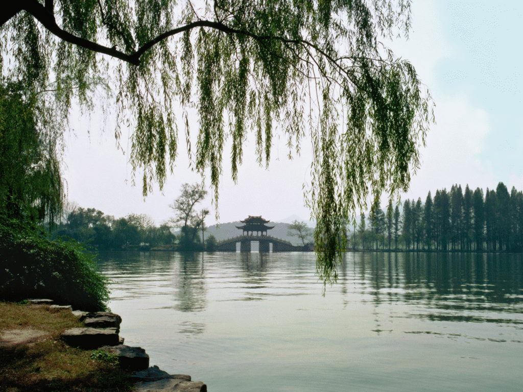 West Lake is the highlight of any Hangzhou itinerary