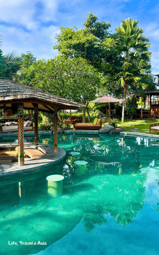 Pool available to all guests in front of the Candy Villa's bar. hotel in Ubud