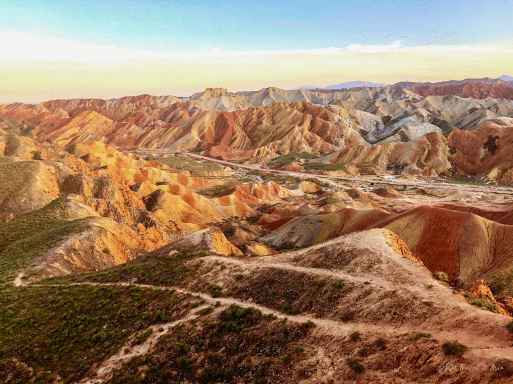 Rainbow Mountains in Zhangye, Gansu