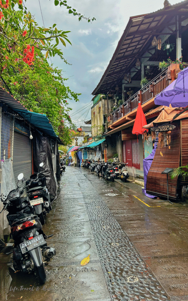 Jalan Kajeng Market