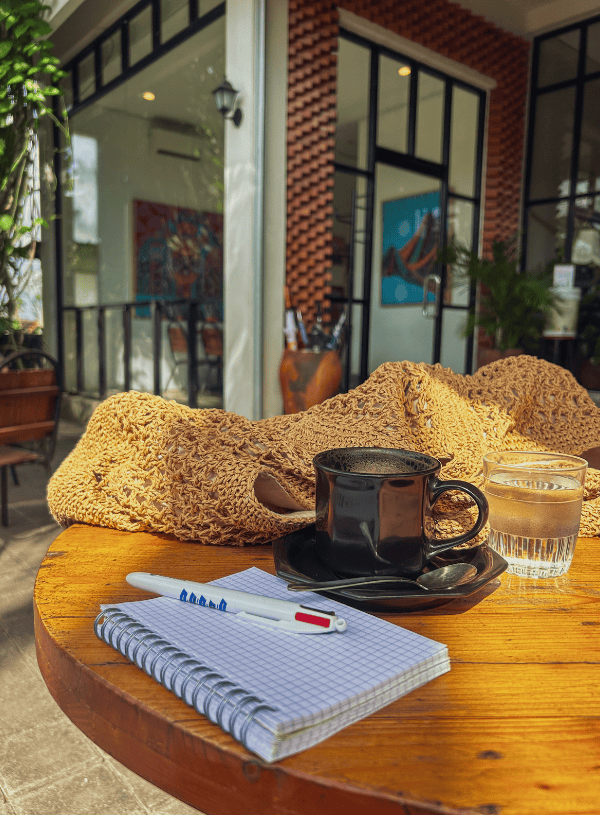 10 Steps to Create Your Dream Life (That Actually Feels Aligned)