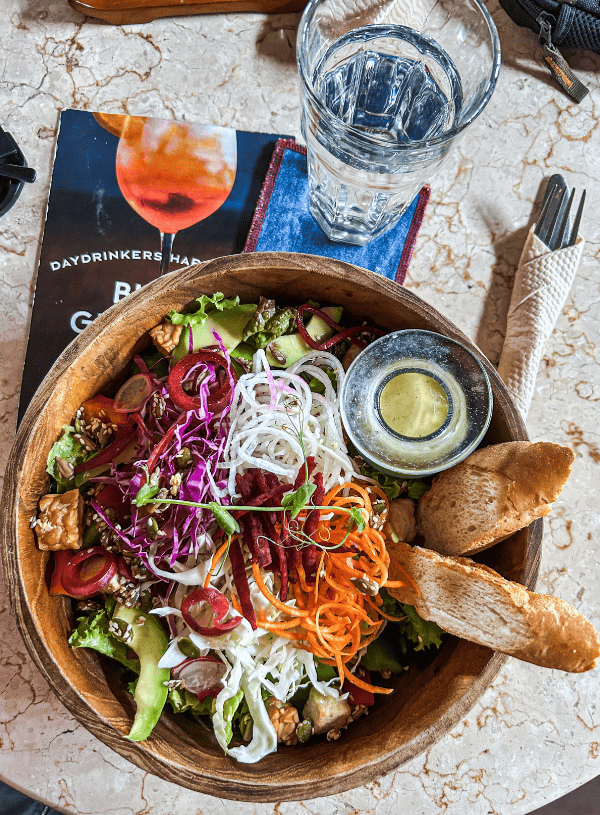 12 Vegetarian Restaurants in Ubud: My Favorite Healthy Eats in Town