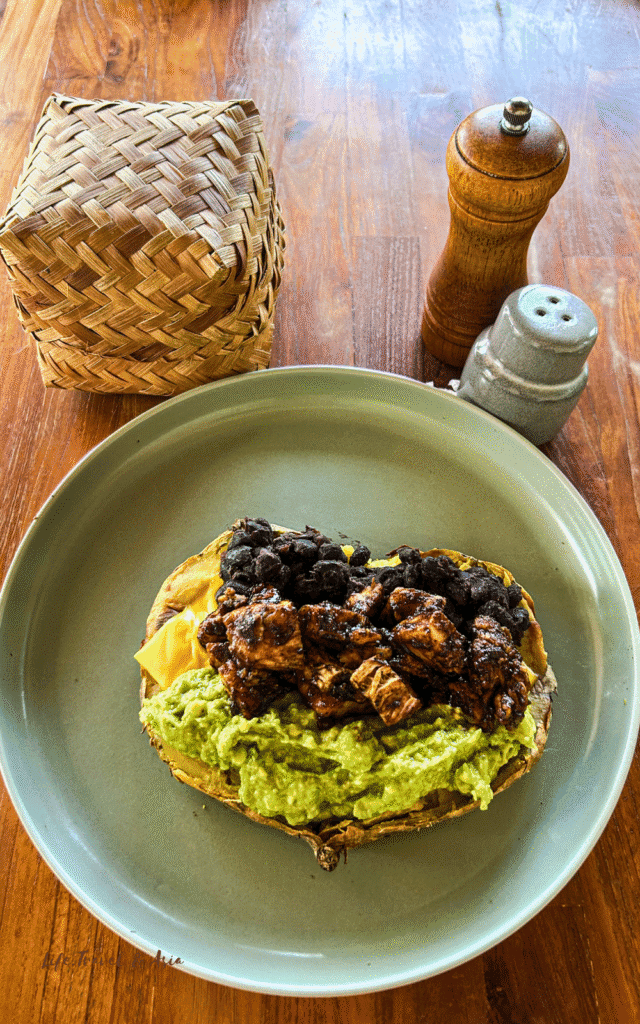 Avocado Warund in Ubud