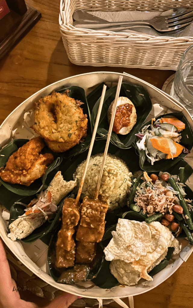 Nikuna Warung Nasi Raja