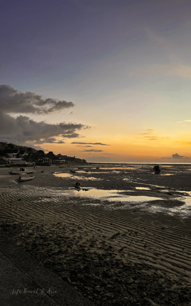 Nusa Ceningan Canal at sunset